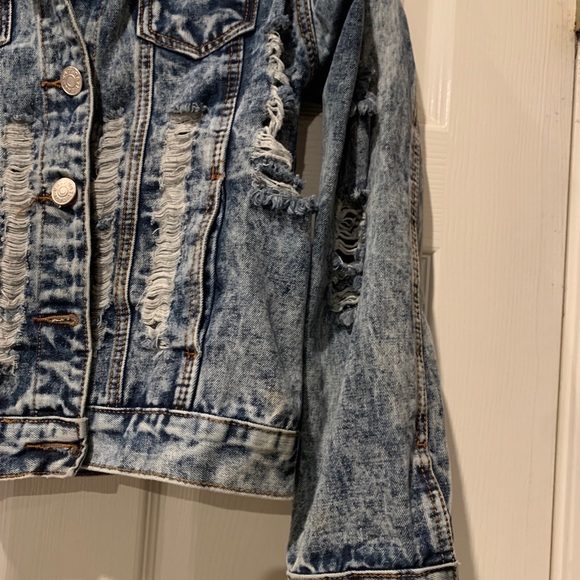 DAZL Jean Jacket - Picture 7 of 10